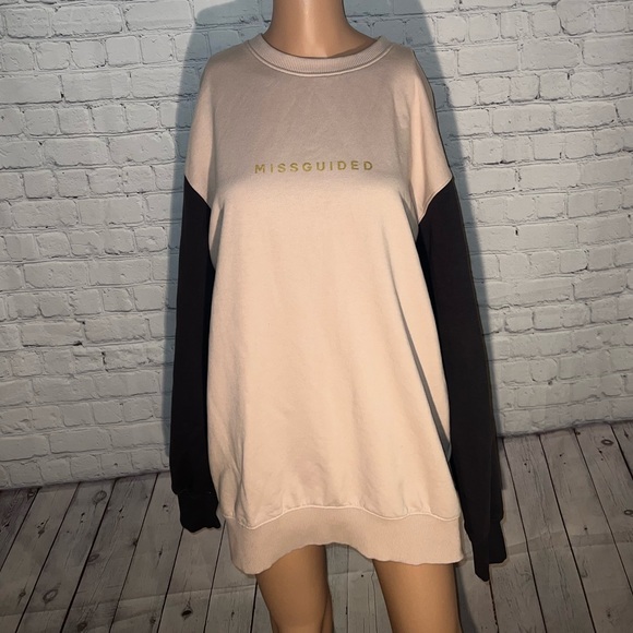 Missguided Tops - Misguided Tall Cream & Black sweatshirt size XL